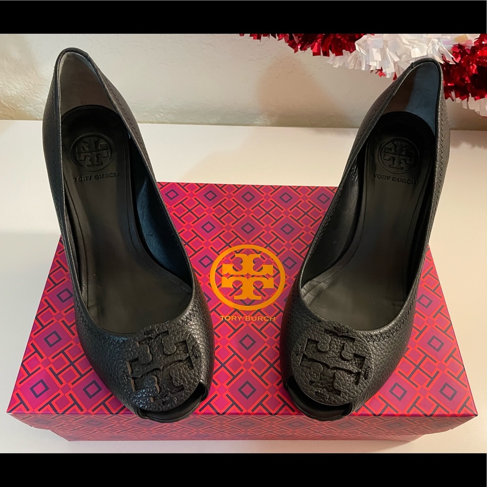 Tory Burch Sally 2 Tumbled Leather Wedges